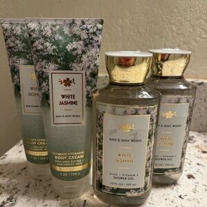 2 Bath & Body Works White Jasmine Shower Gel and Body Cream Sets